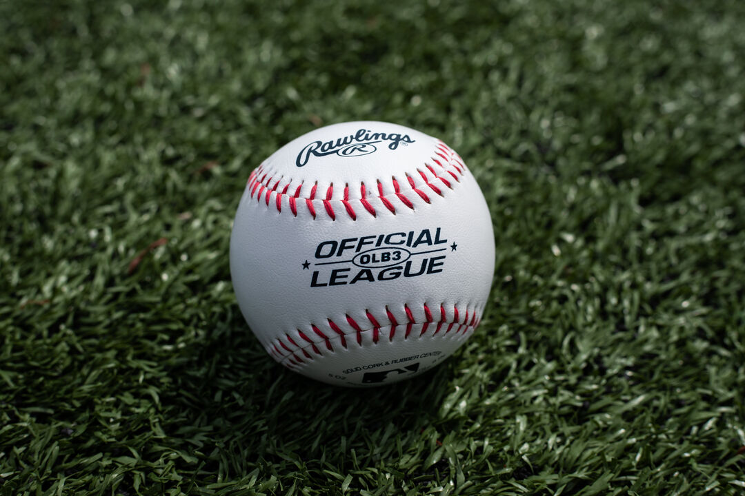 Official League Recreational Baseballs - Image 2