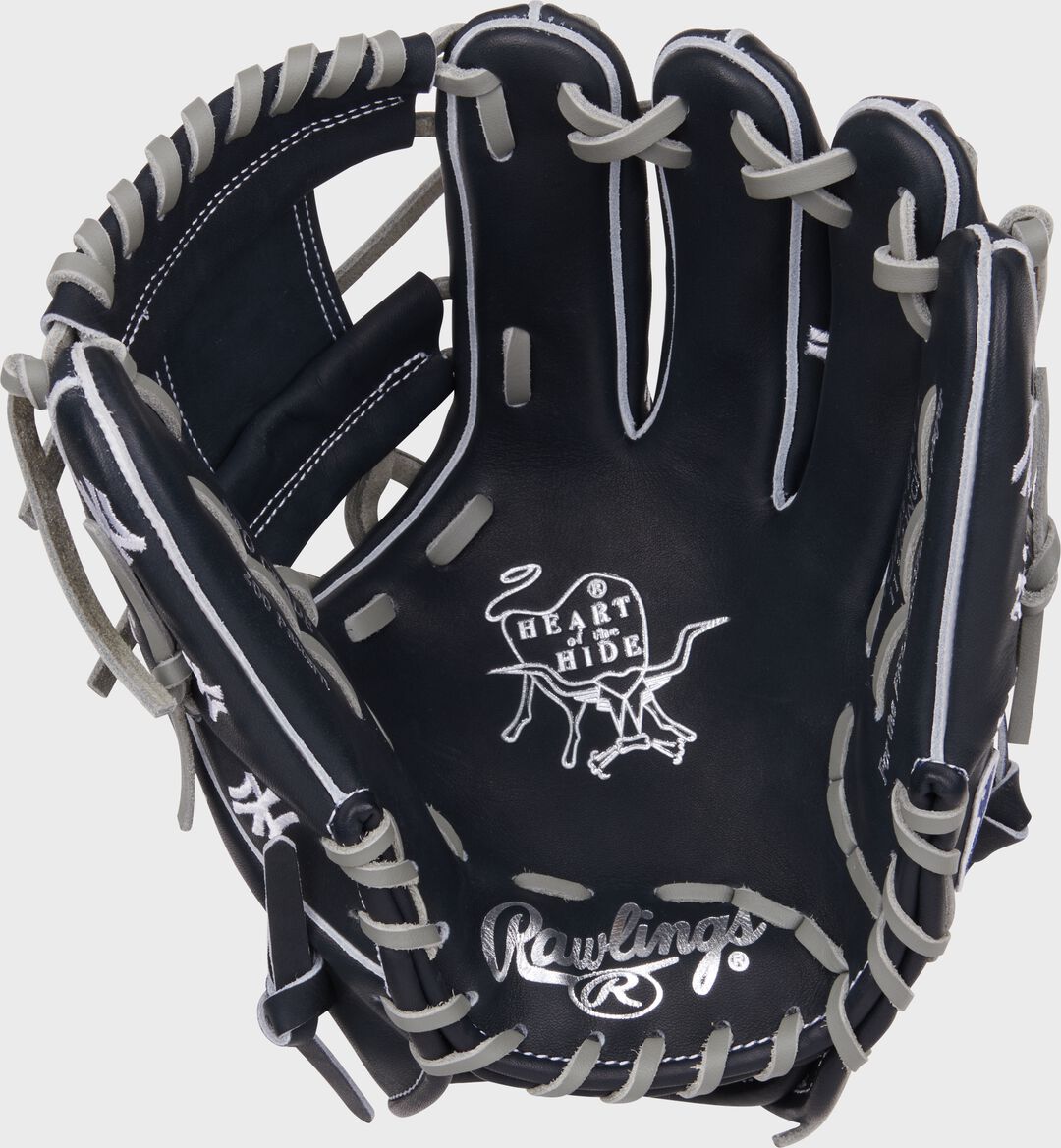 New York Yankees Heart of the Hide 11.75-Inch Infield Glove - Image 6