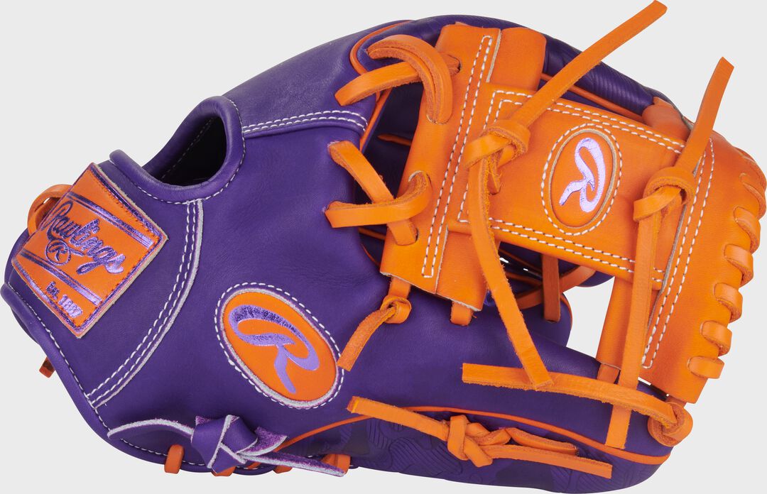 Heart of the Hide ContoUR Fit 11.5-Inch Wing Tip Glove Right Hand Throw - Image 2
