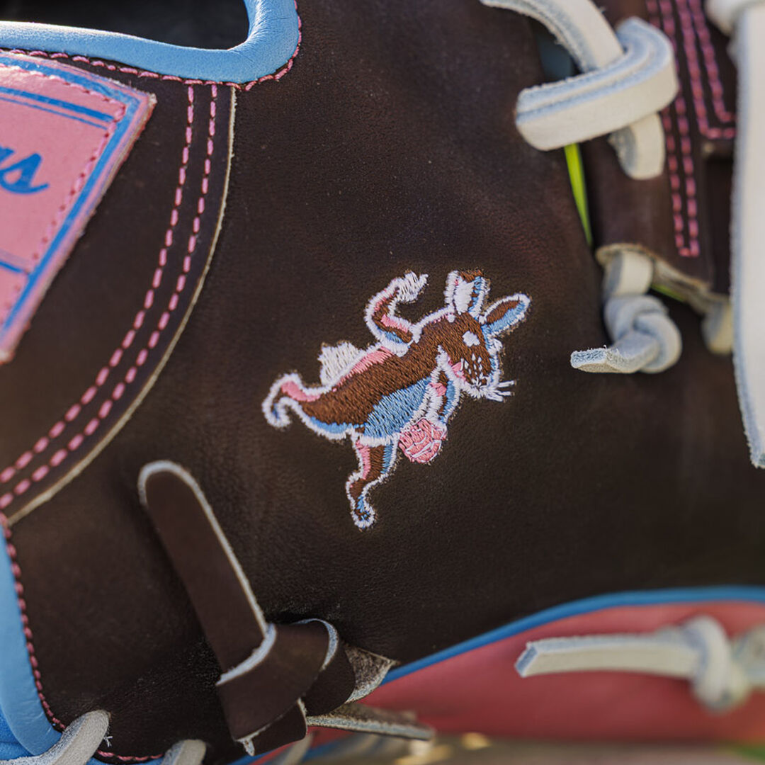 Exclusive Rabbit Heart of the Hide 11.75" Infield Glove Right Hand Throw - Image 9
