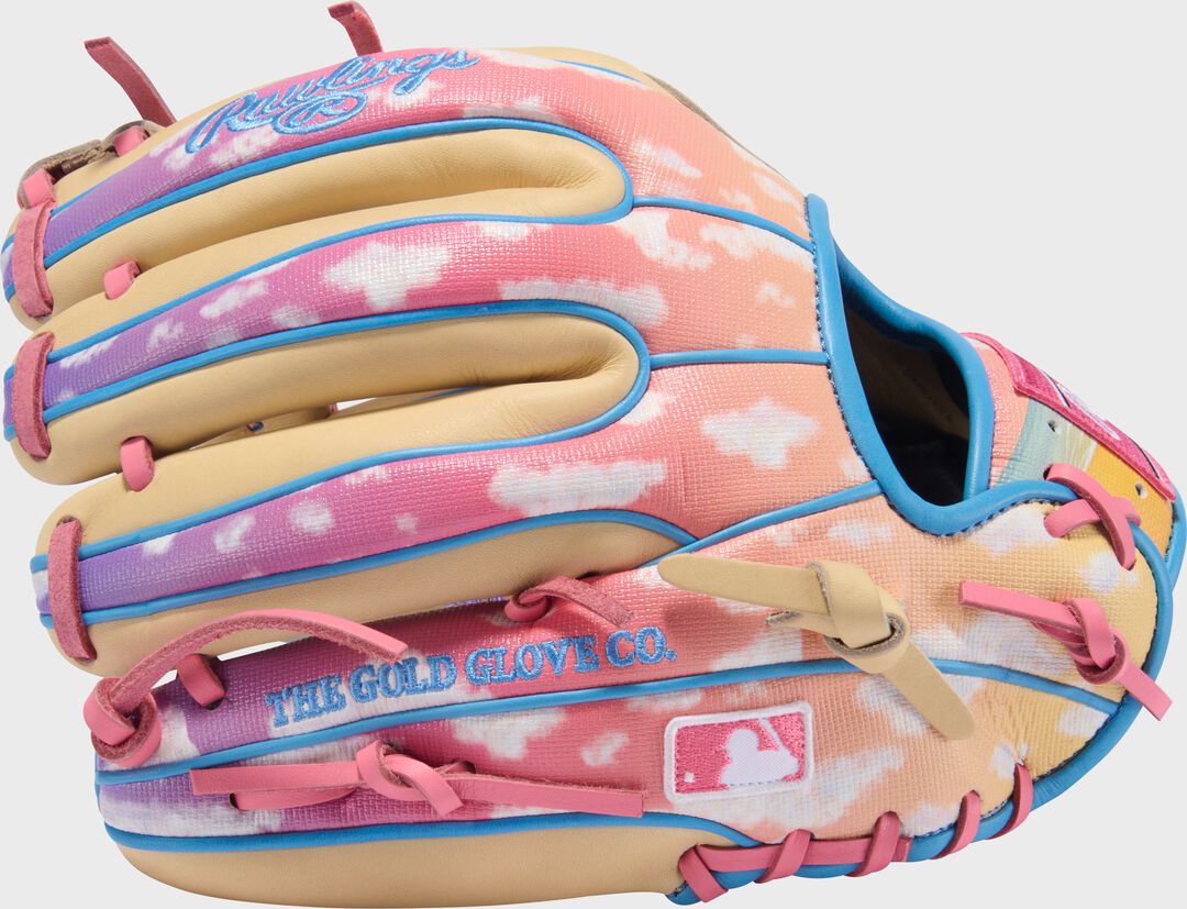 Rawlings 2026 Spring Training Heart of the Hide 11.5 in Glove Right Hand Throw - Image 6